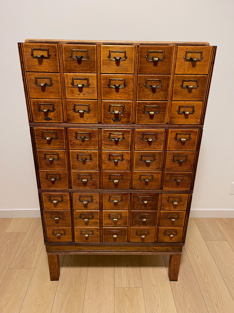 **SOLD** Antique 1900s Yawman Erbe 60 Drawer Library Card Catalog Qu