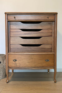 French Provincial Antique Chest of Drawers Dresser by Sligh Furniture. Completely refinished to showcase the natural gorgeous solid wood while still keeping all the time-worn charm, character and provides a one-of-a-kind elegance to your space.