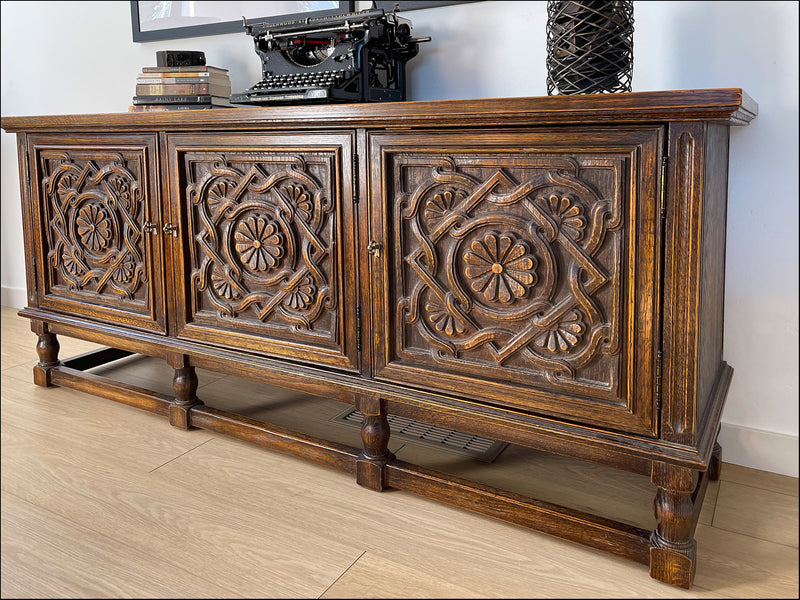 Vintage Carved Floral Design Jamestown Lounge Company Colonnade Collection Buffet Console Sideboard Table Solid Feudal Oak - Circa 1930s. 